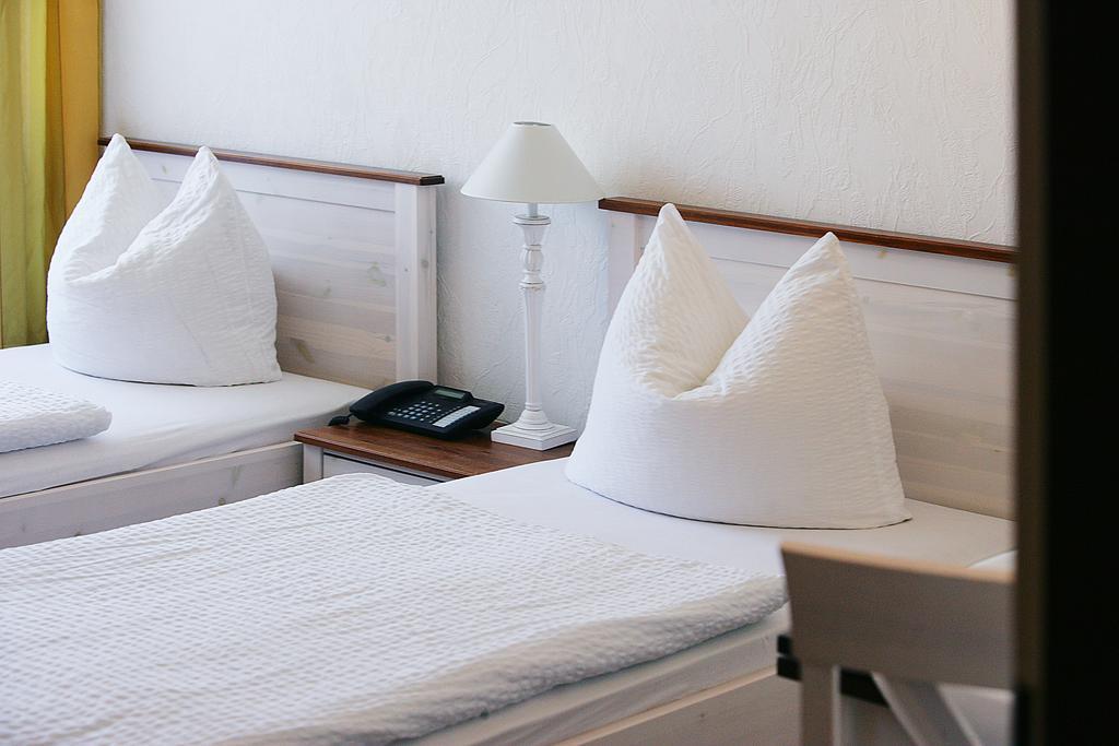 Garni Hotel Bodden Γκούμερσμπαχ Δωμάτιο φωτογραφία